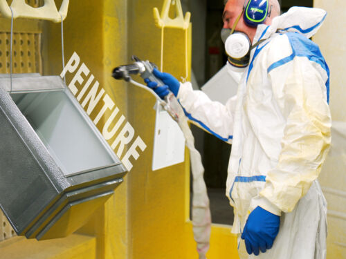 Plongée dans le quotidien d’Éric, peintre chez Dejoie depuis plus de 10 ans ! Plongée dans le quotidien d’Éric, peintre chez Dejoie depuis plus de 10 ans !
