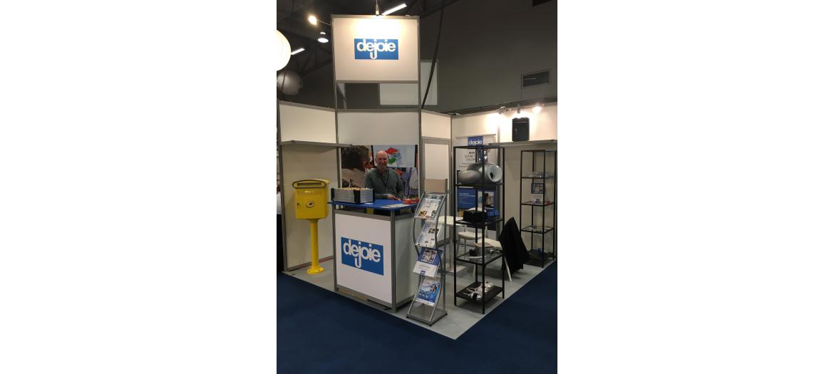 Stand Dejoie